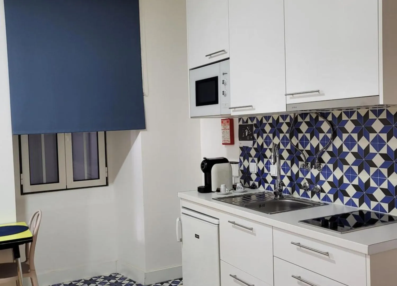 Alfama Apartments Services Lisbon