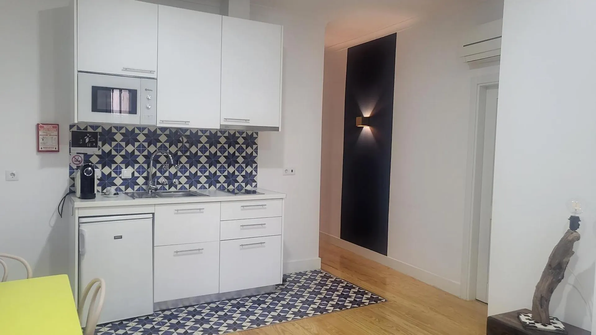 Alfama Apartments Services Lisbon Portugal