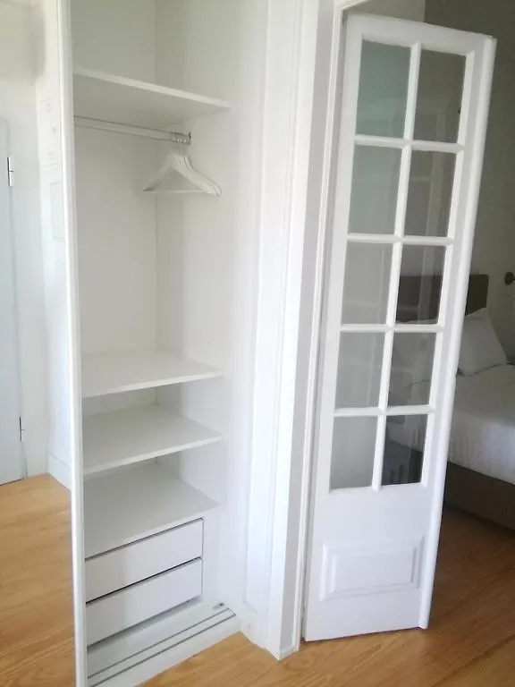 Alfama Apartments Services Lisbon