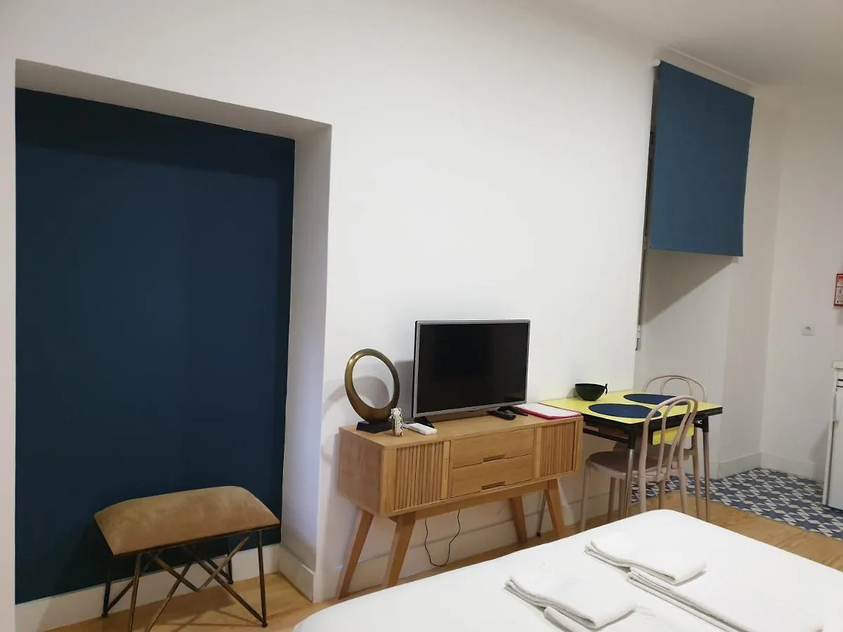 Alfama Apartments Services Lisbon 0*,